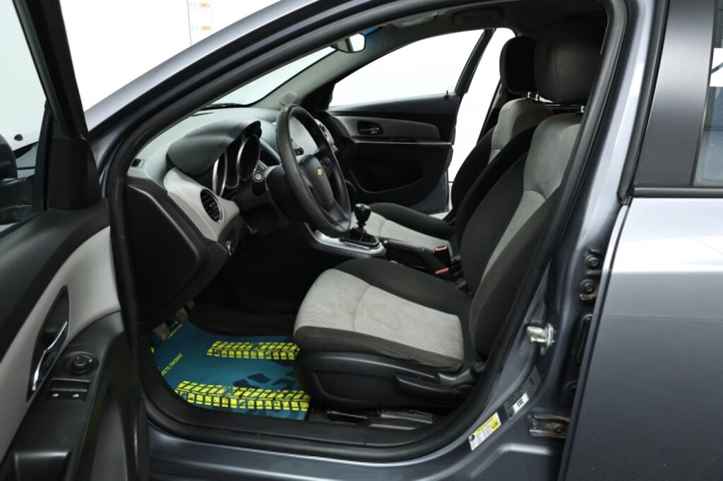 Chevrolet Cruze J300 · Рестайлинг