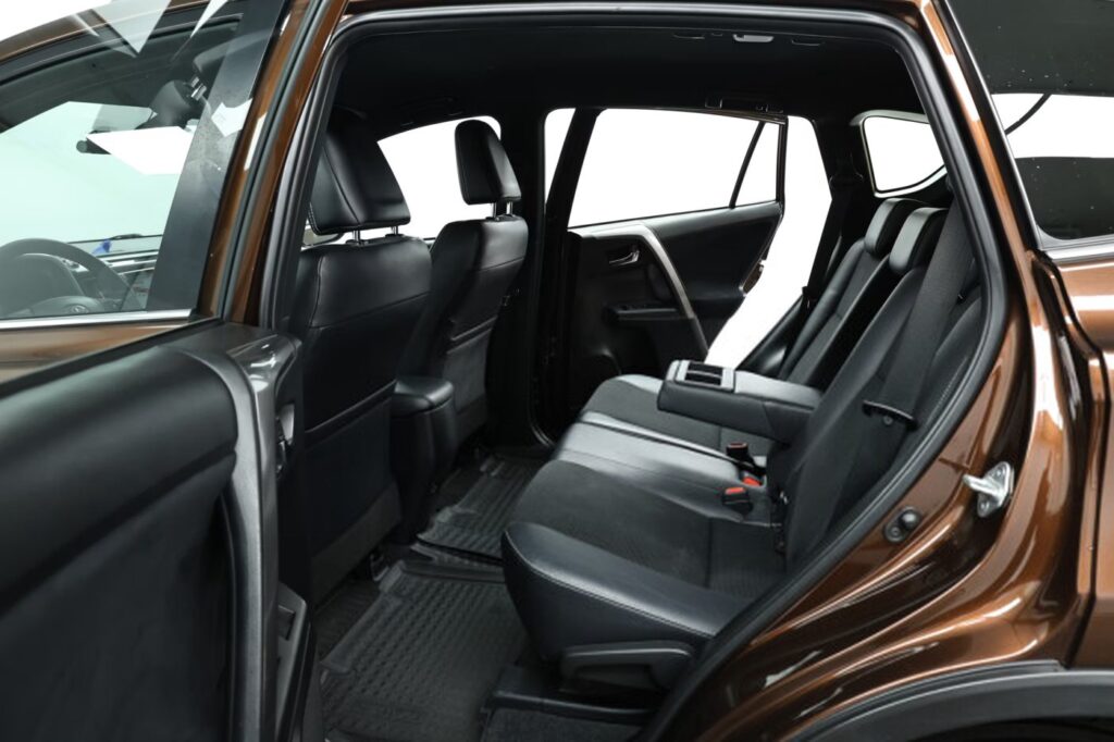 Toyota RAV4 IV (XA40) · Рестайлинг