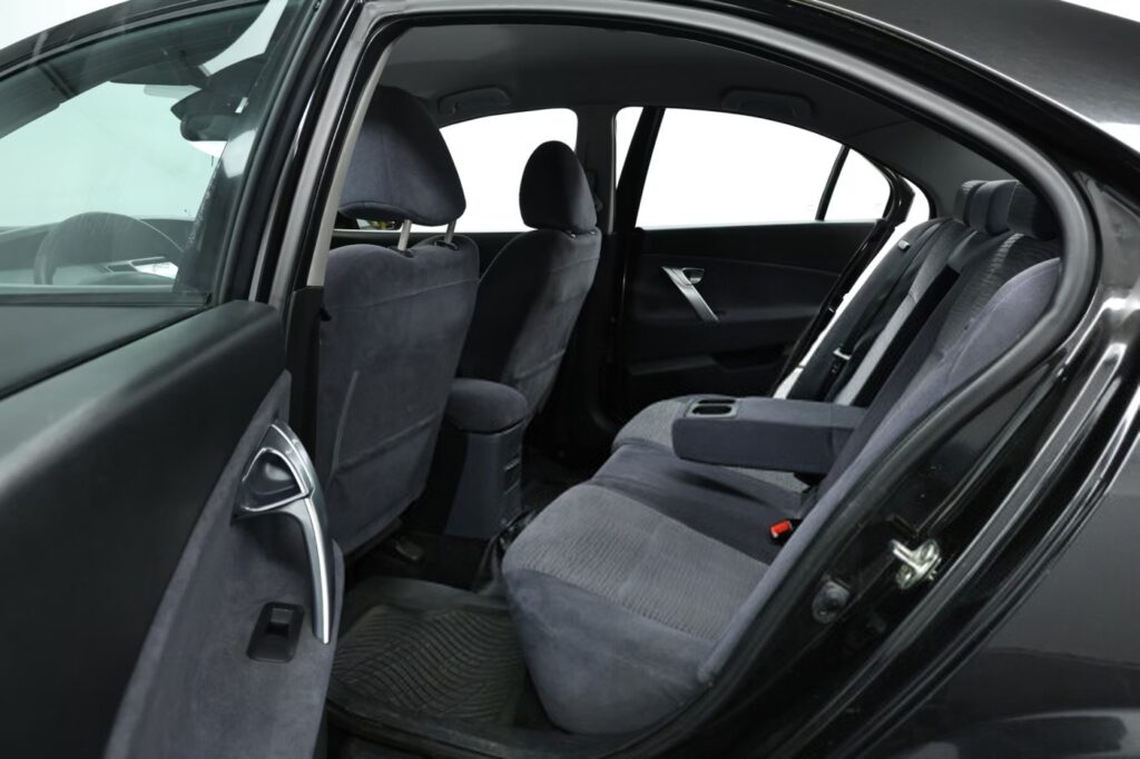 Nissan Primera P12