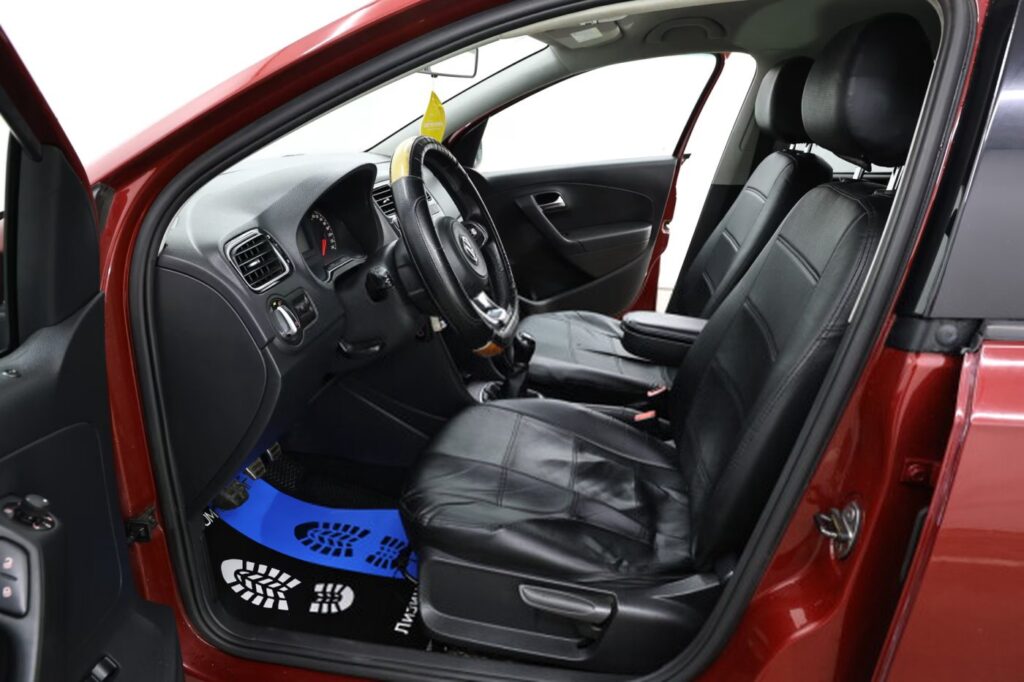 Volkswagen Polo Sedan I · Рестайлинг