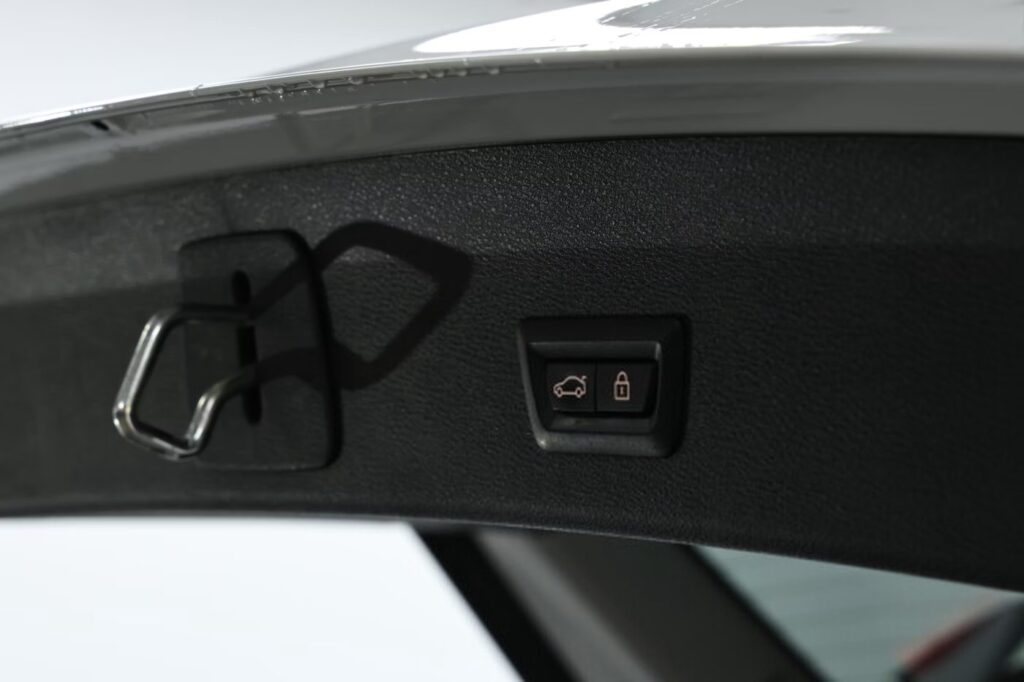 BMW X1 F48 · Рестайлинг