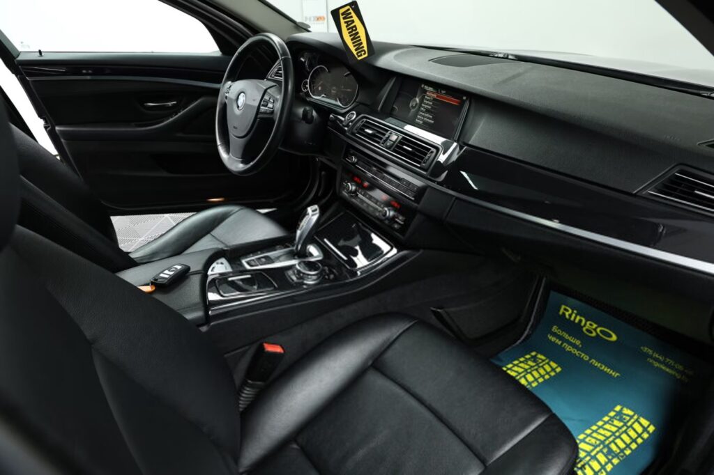 BMW 5 серия F10, F11 · Рестайлинг
