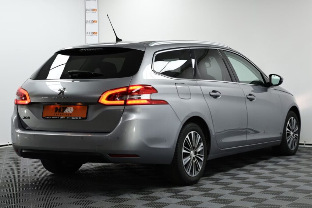 Peugeot 308 T9 · Рестайлинг