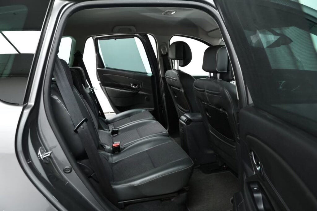 Renault Scenic III · Рестайлинг