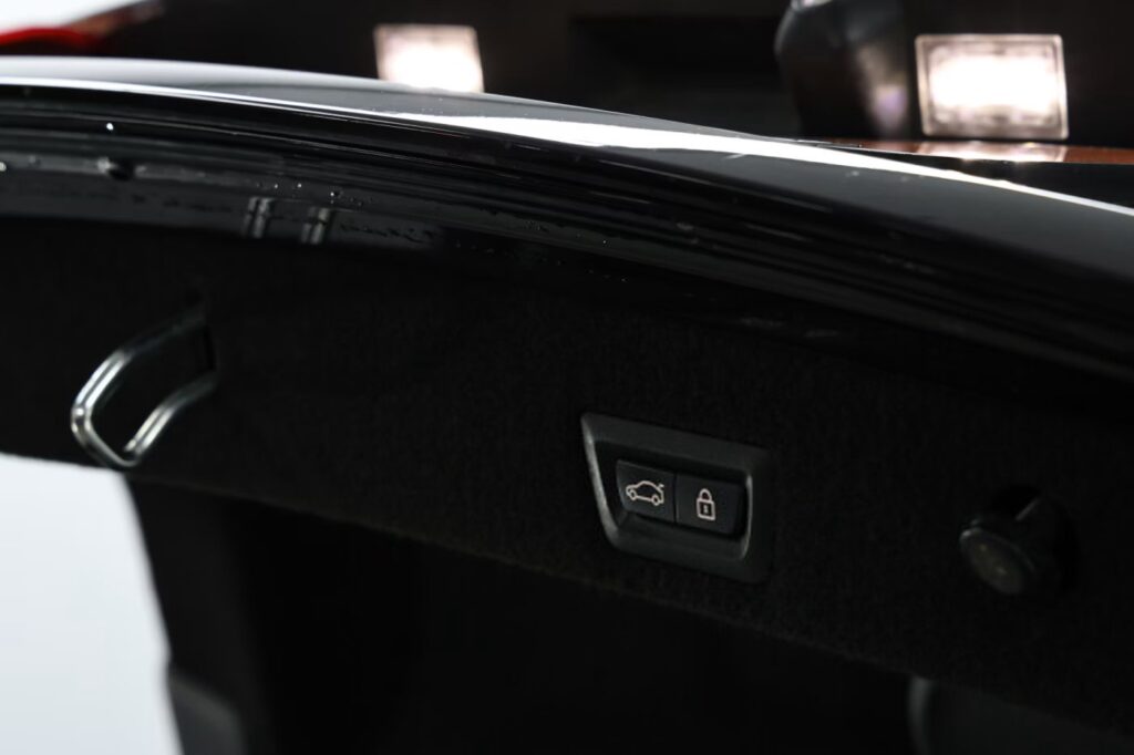 BMW 7 серия G12 (Long)