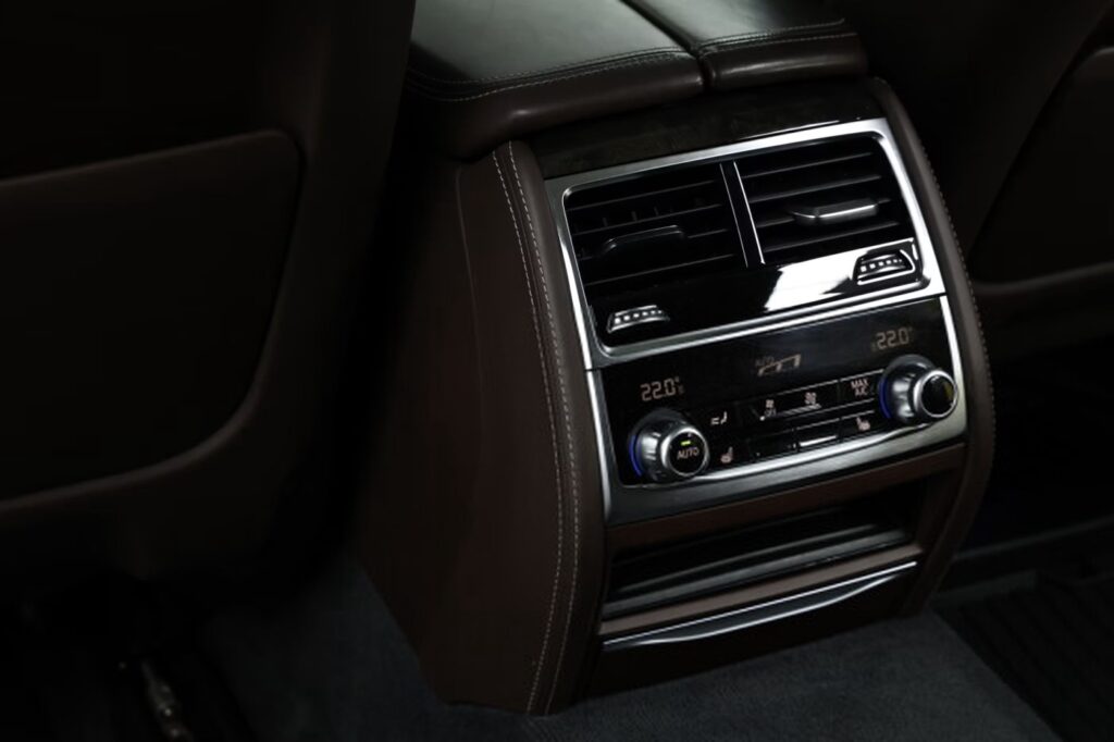 BMW 7 серия G12 (Long)