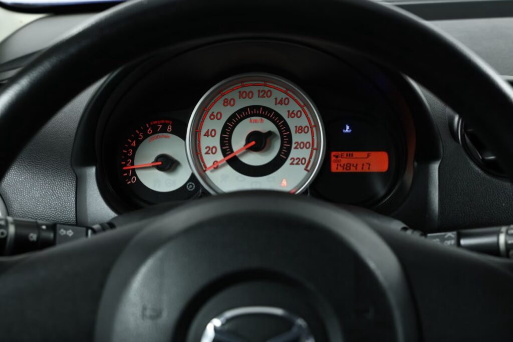 Mazda 2 II