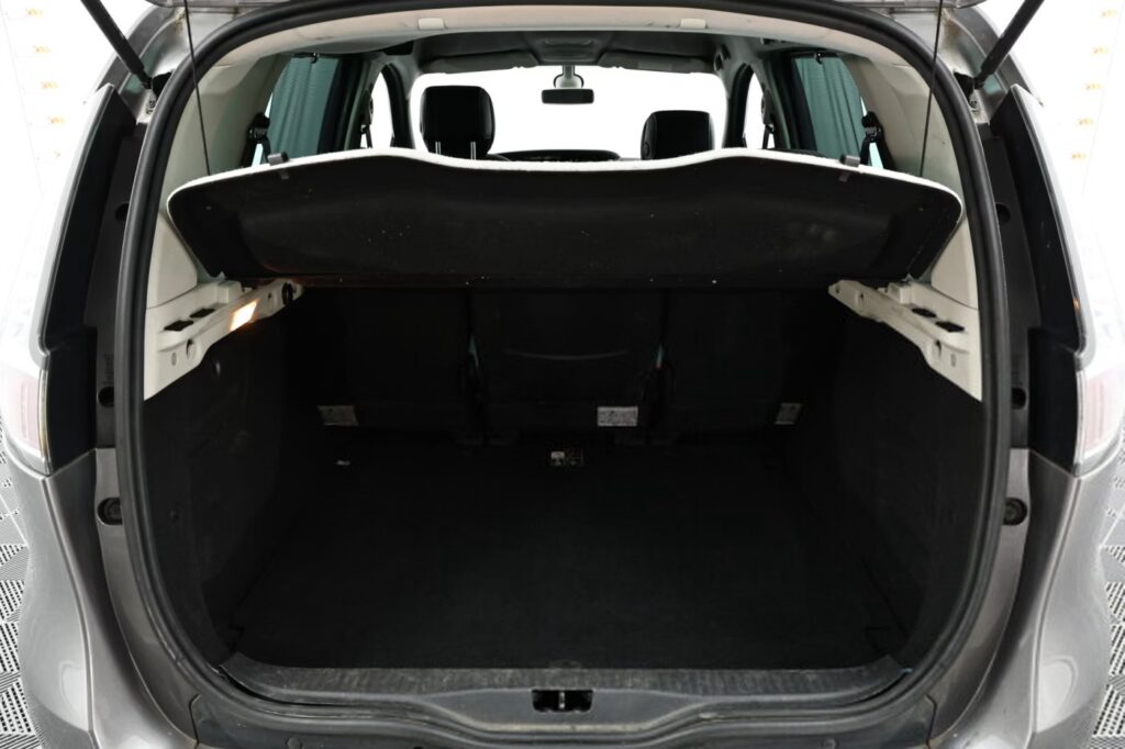 Renault Scenic III · Рестайлинг