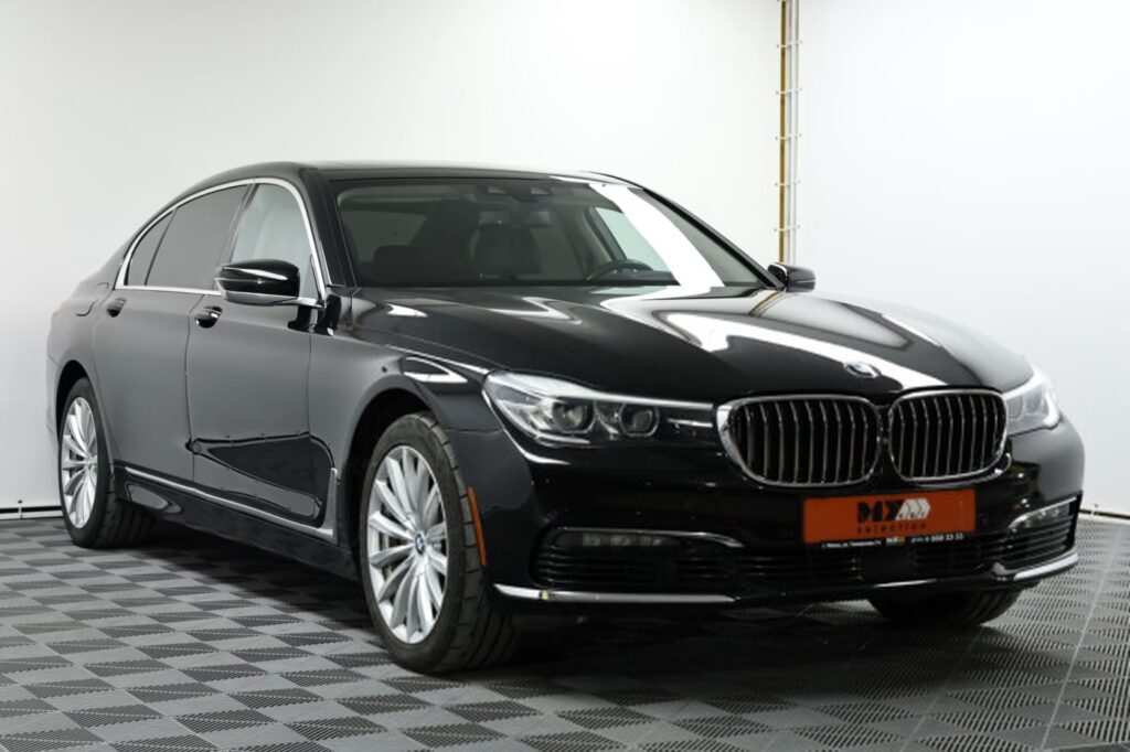 BMW 7 серия G12 (Long)