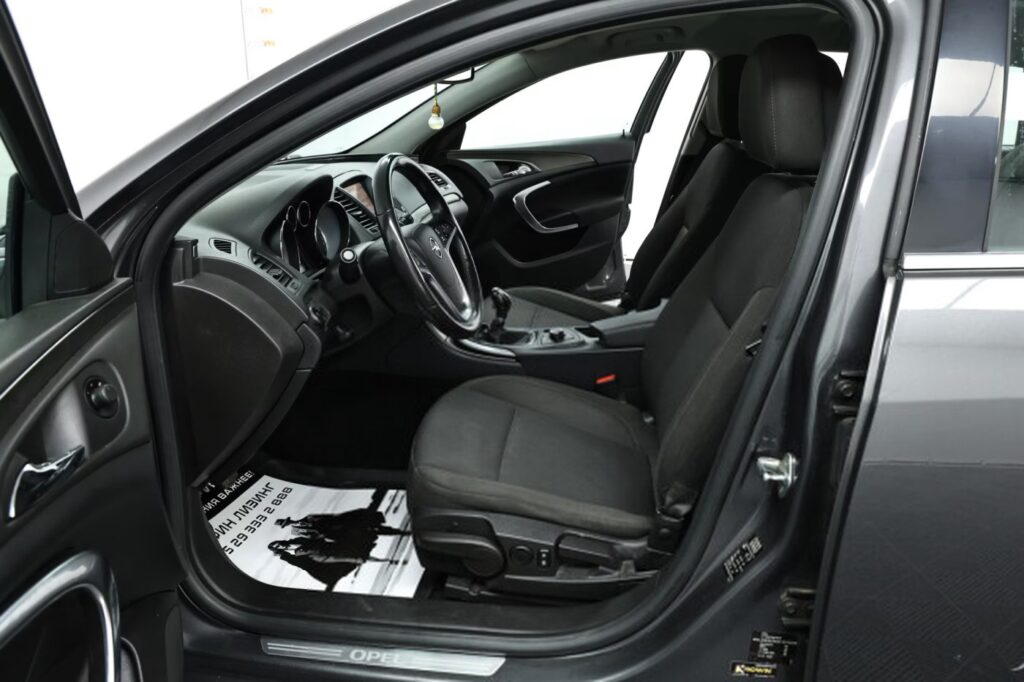 Opel Insignia I