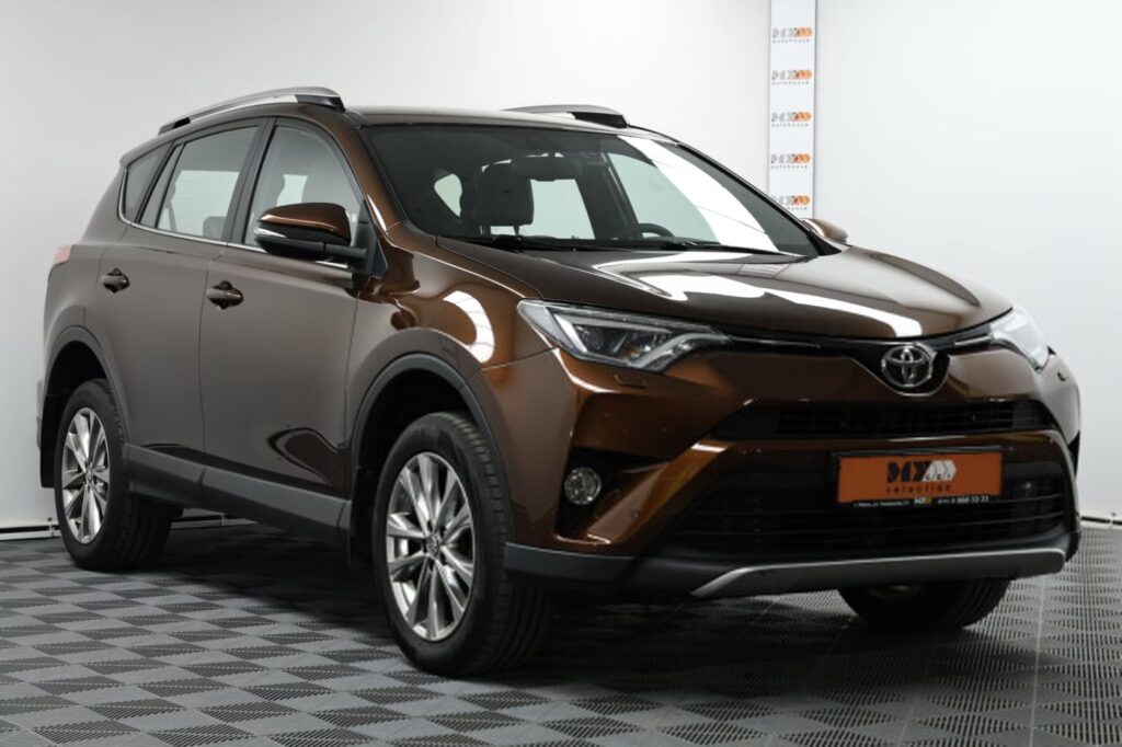 Toyota RAV4 IV (XA40) · Рестайлинг
