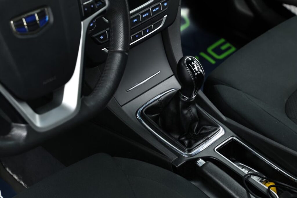 Geely emgrand I · Рестайлинг