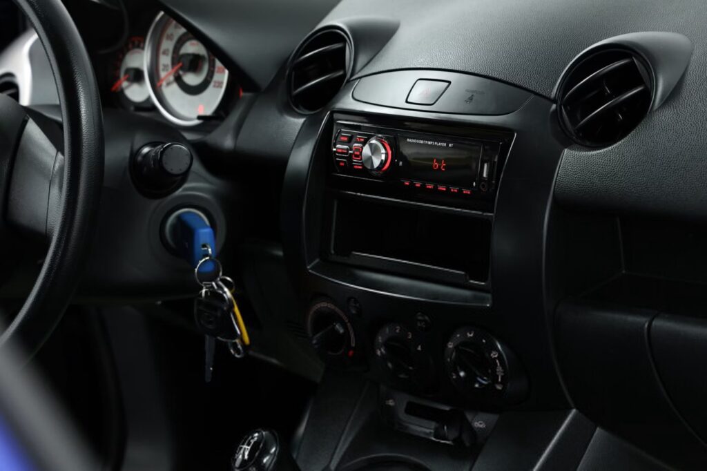 Mazda 2 II