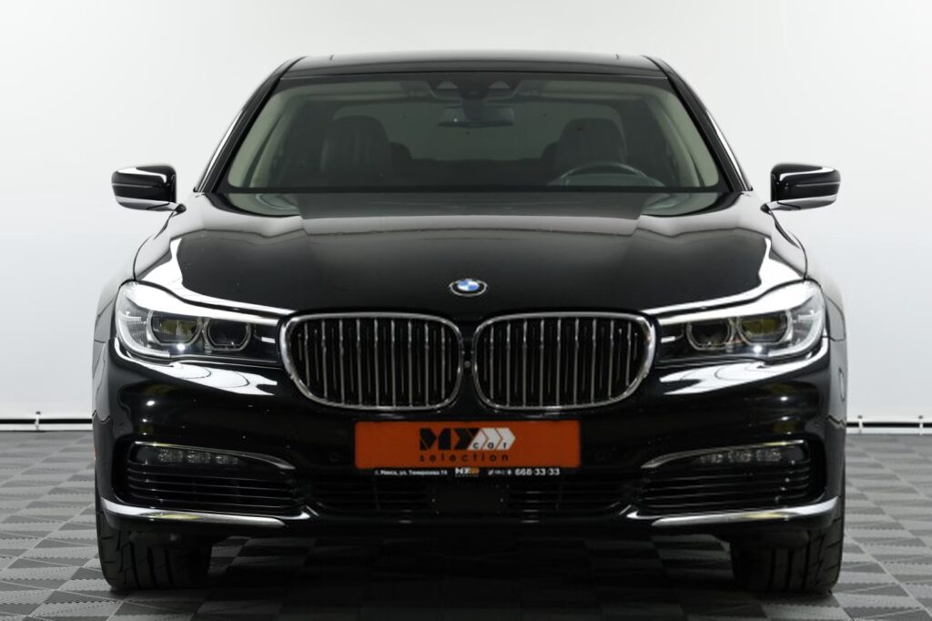 BMW 7 серия G12 (Long)