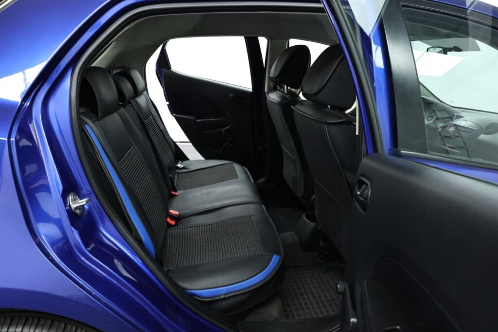 Mazda 2 II