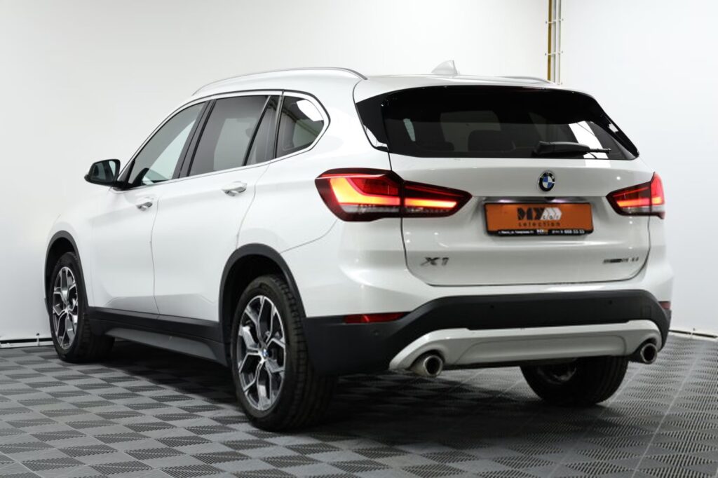 BMW X1 F48 · Рестайлинг