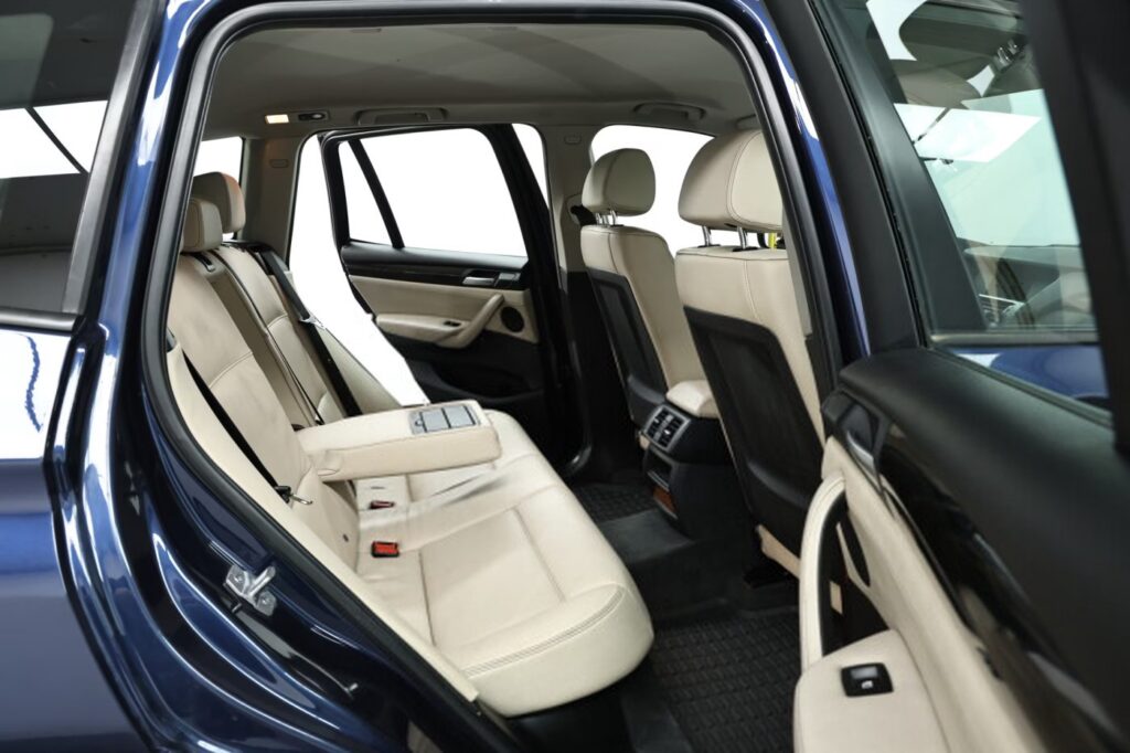 BMW X3 F25