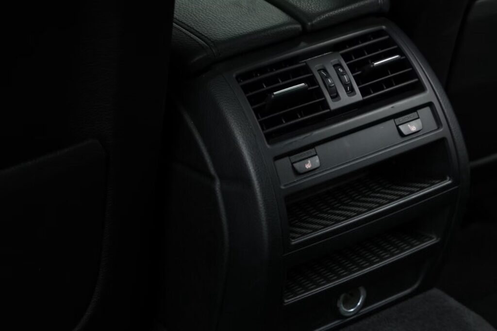 BMW 5 серия F10, F11 · Рестайлинг