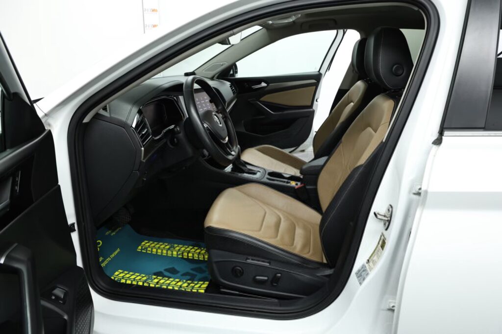 Volkswagen Jetta VII