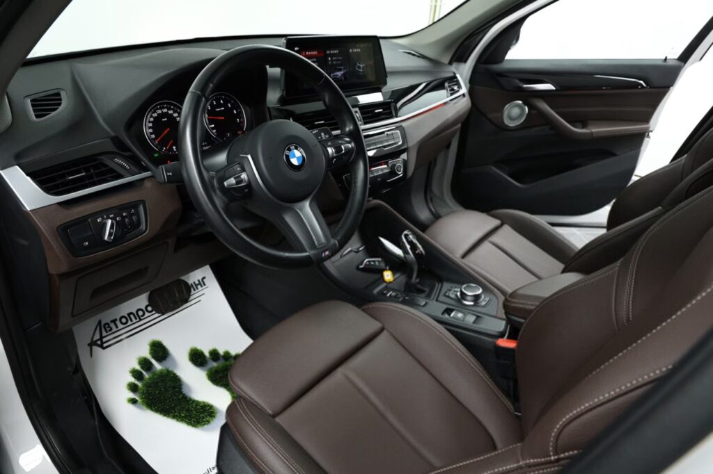 BMW X1 F48 · Рестайлинг