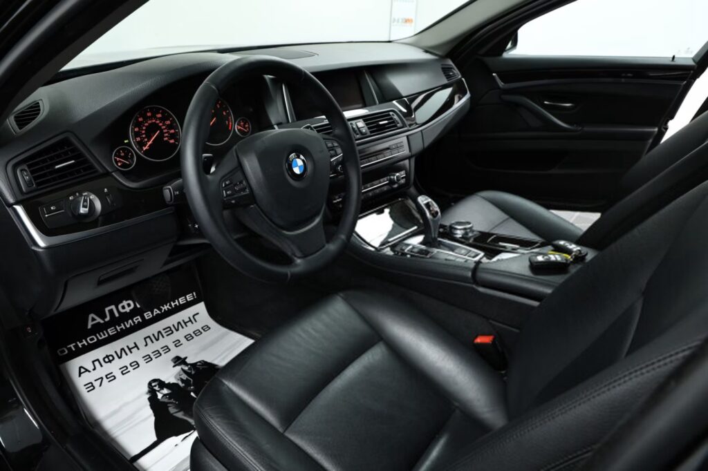 BMW 5 серия F10, F11 · Рестайлинг