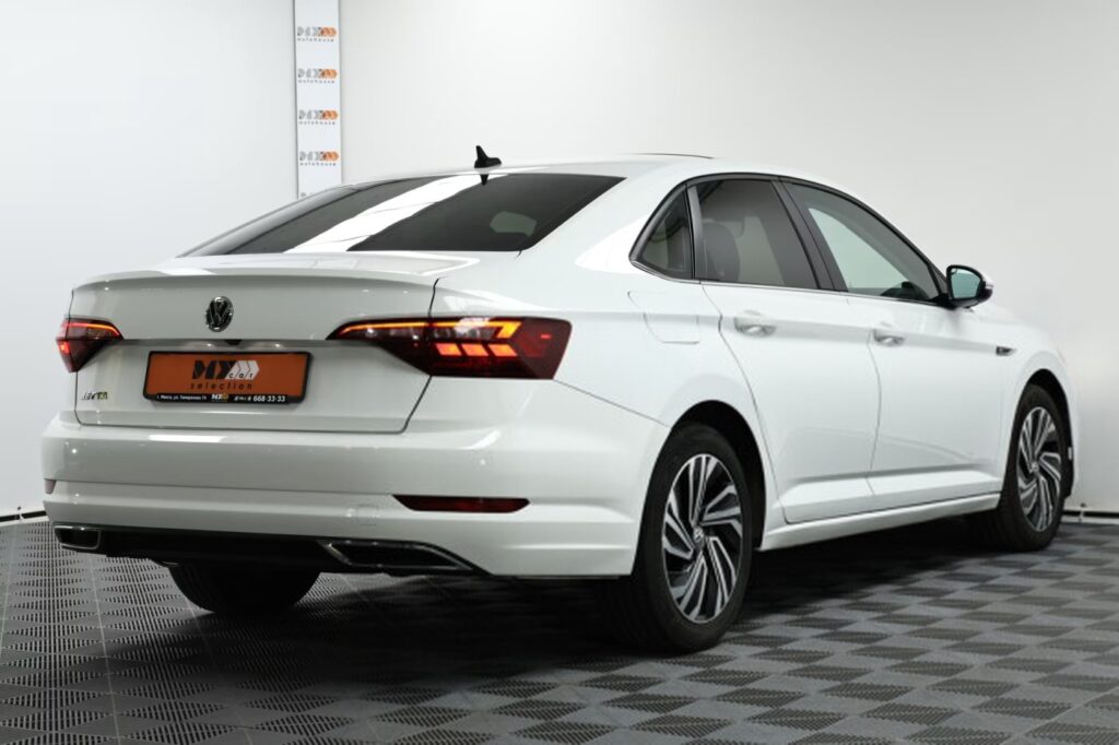 Volkswagen Jetta VII