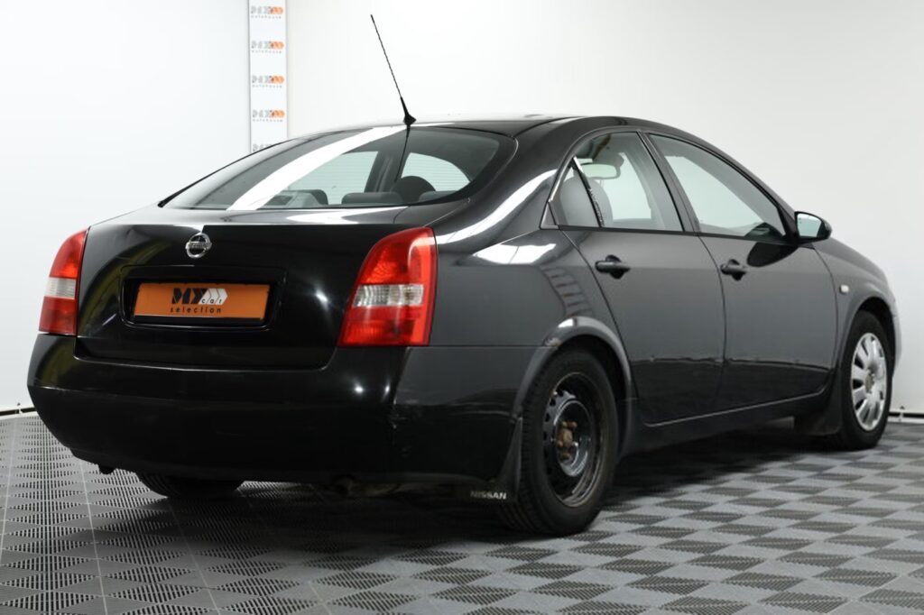 Nissan Primera P12