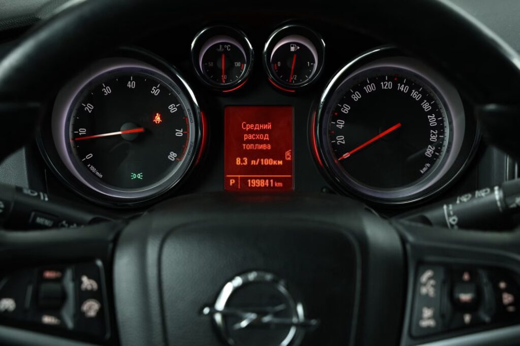Opel Astra J · Рестайлинг