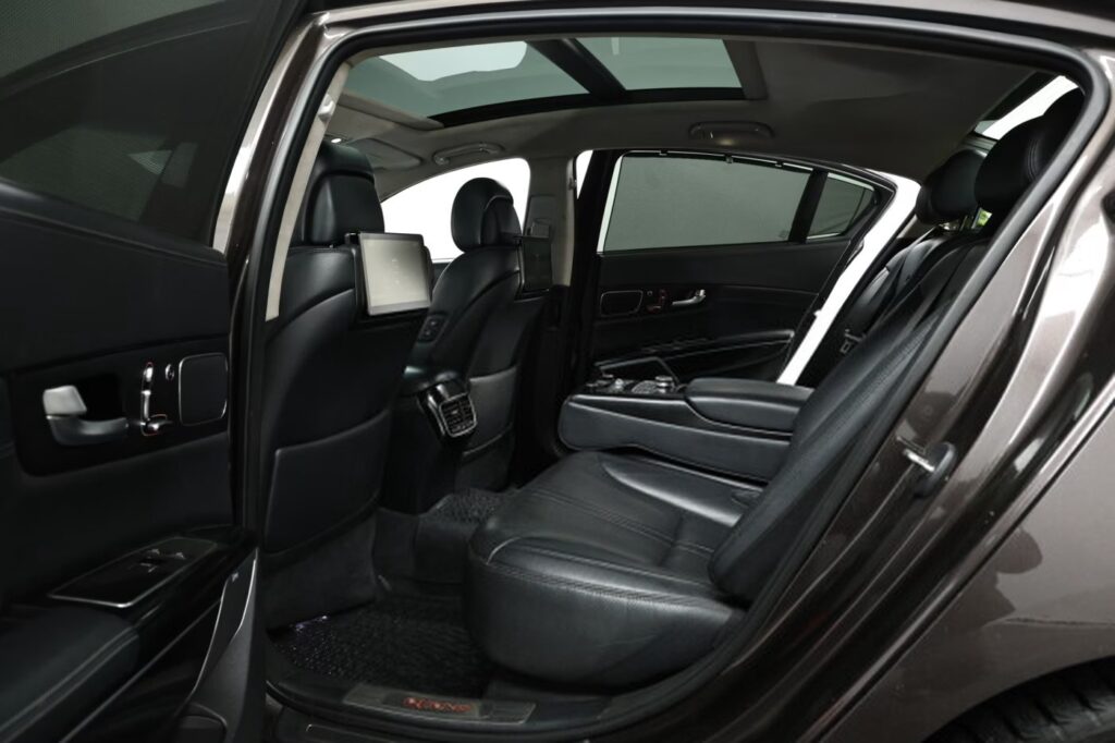 Kia Quoris I · Рестайлинг