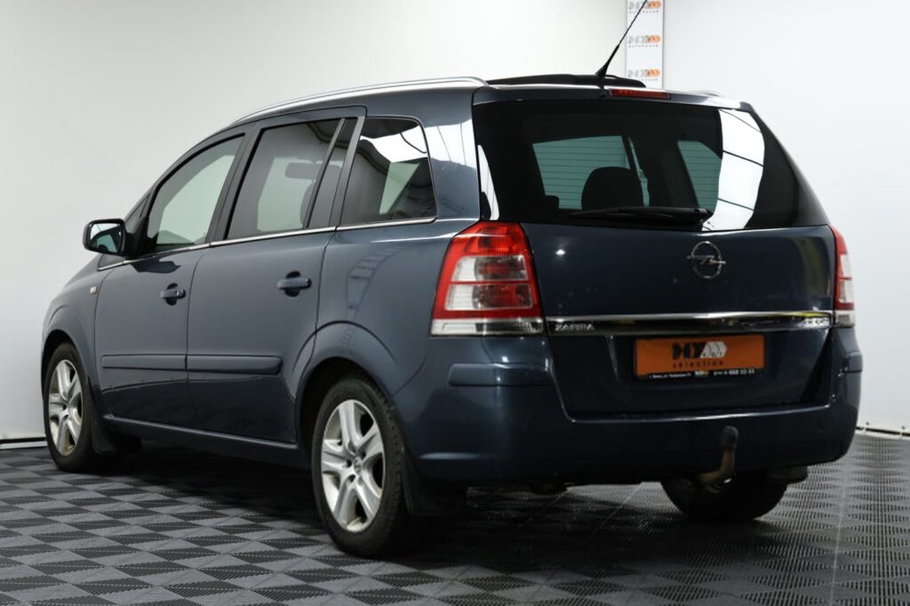 Opel Zafira B · Рестайлинг