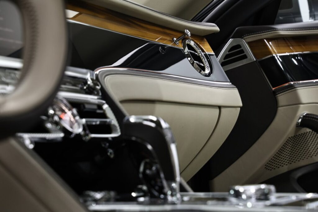 Bentley flying spur II