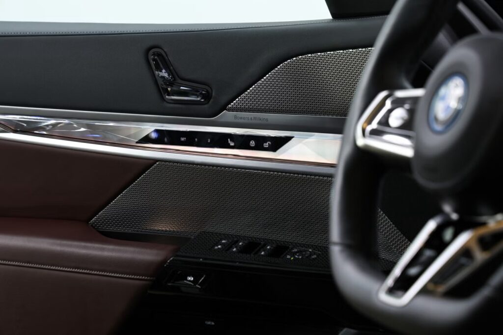 BMW i7 G70
