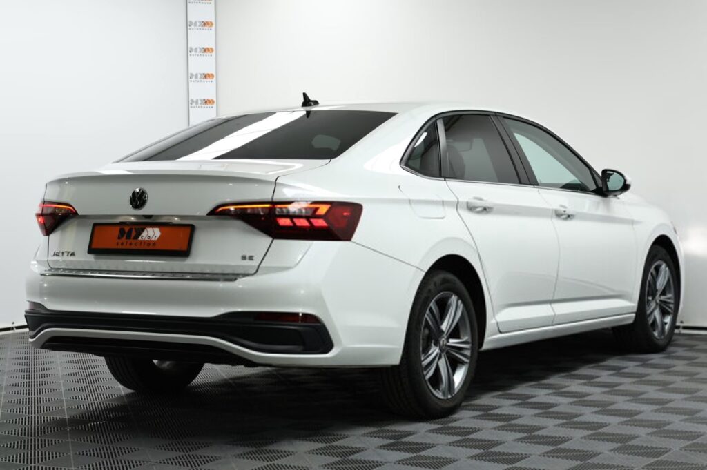 Volkswagen Jetta VII · Рестайлинг