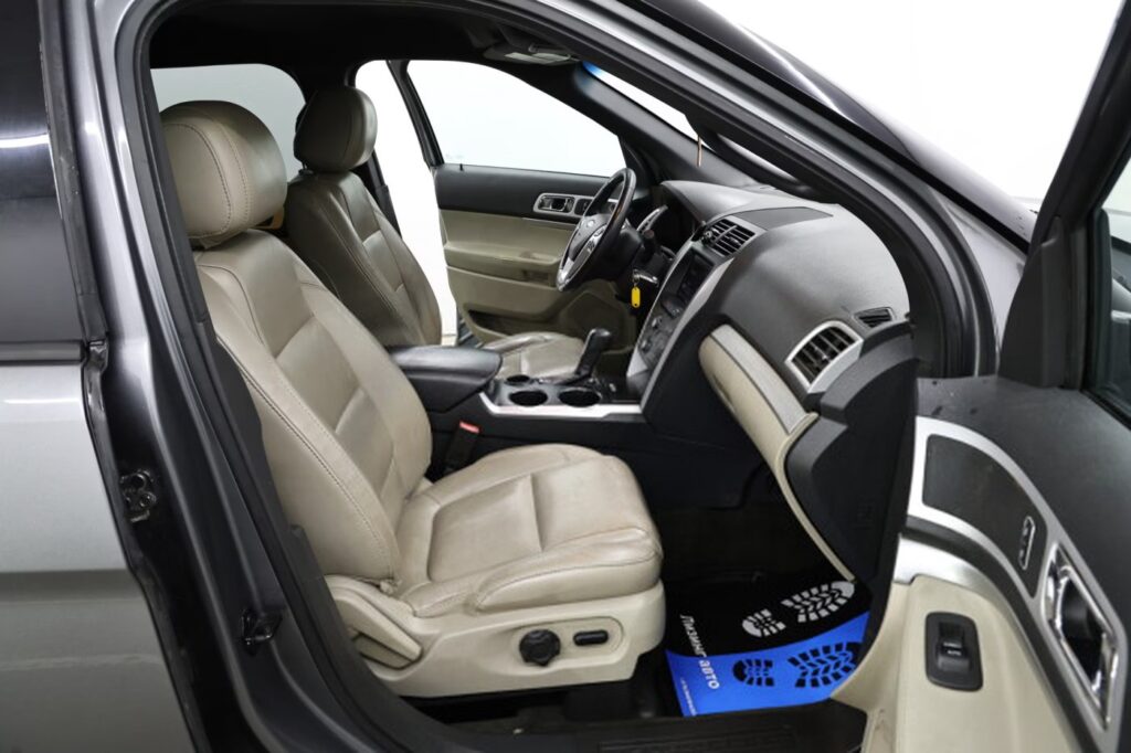 Ford Explorer V
