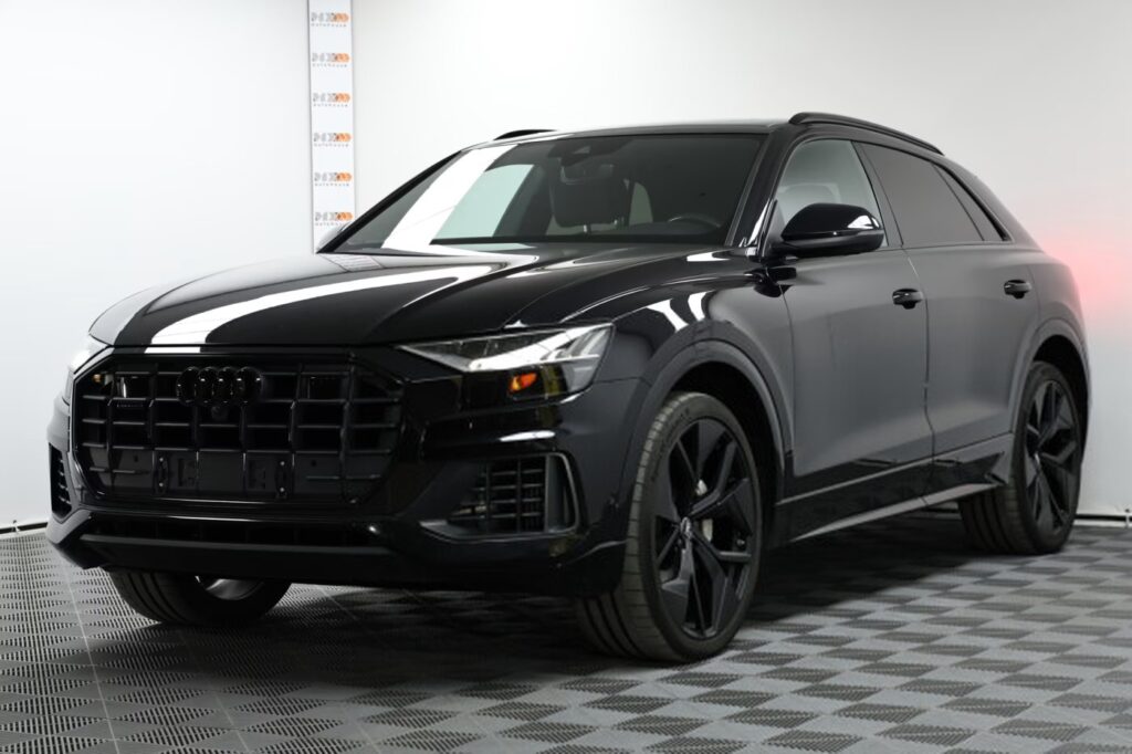 Audi Q8 I