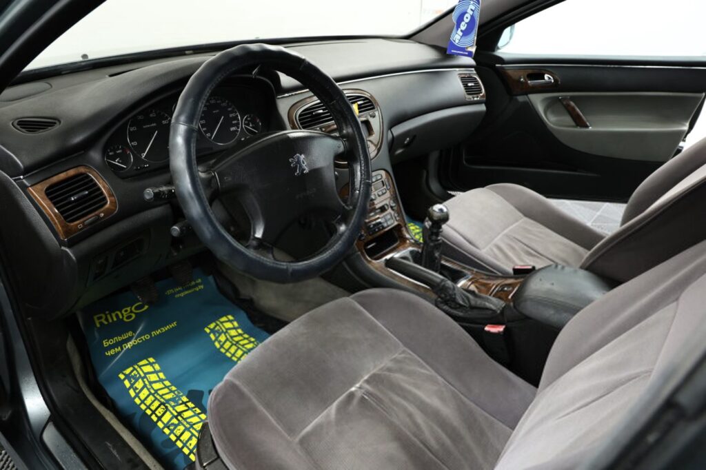 Peugeot 607 I