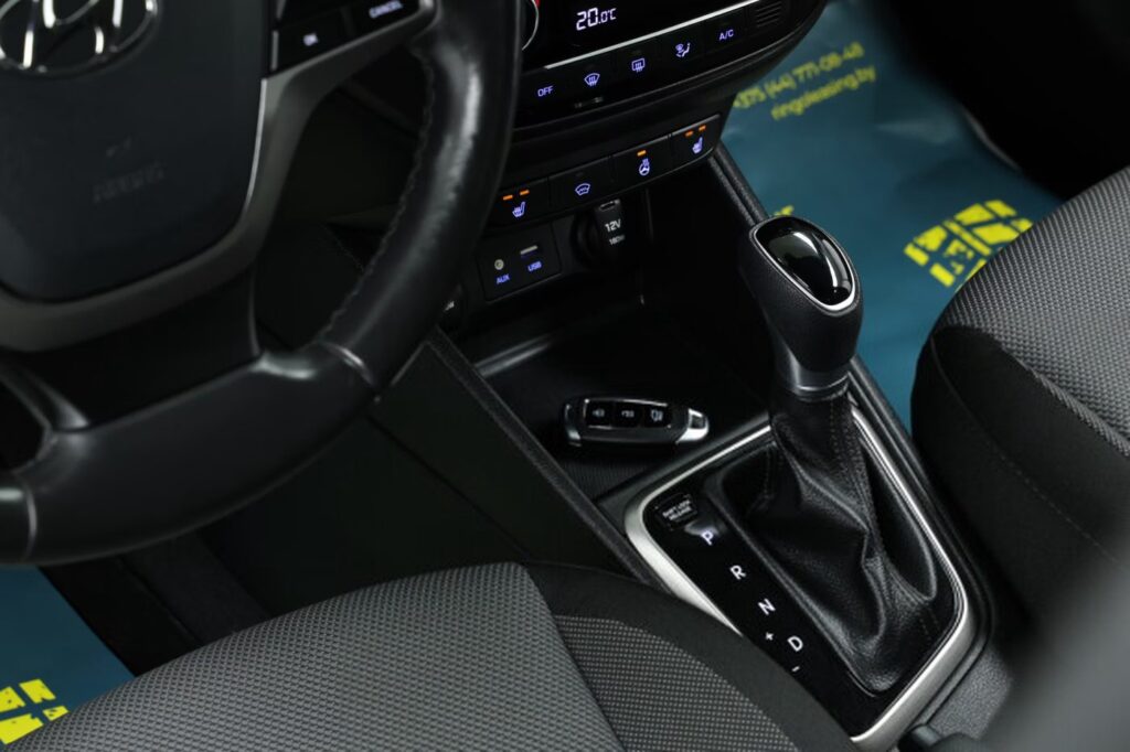 Hyundai Accent V