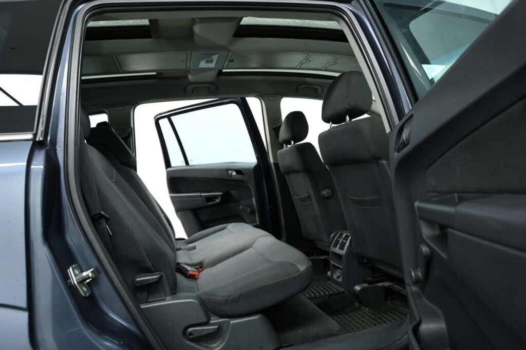 Opel Zafira B · Рестайлинг