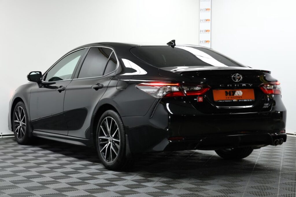 Toyota Camry XV70 · Рестайлинг