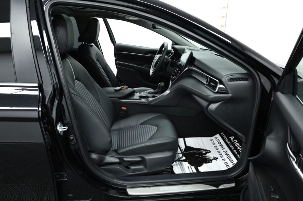 Toyota Camry XV70 · Рестайлинг
