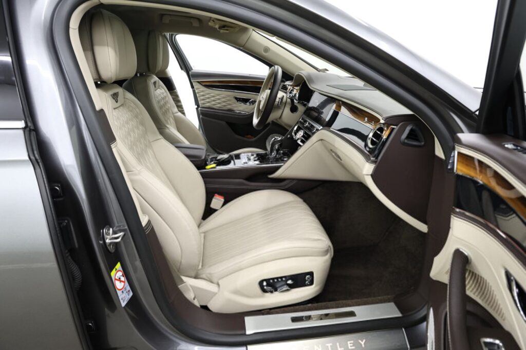 Bentley flying spur II