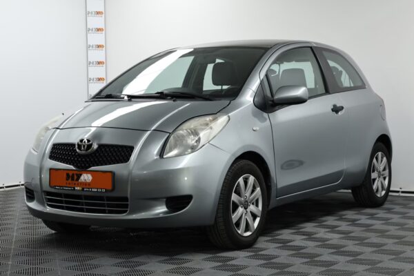 Toyota Yaris II (XP9)