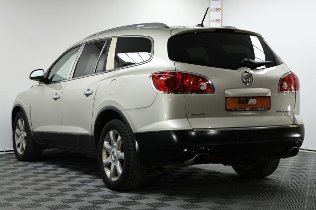 Buick Enclave I