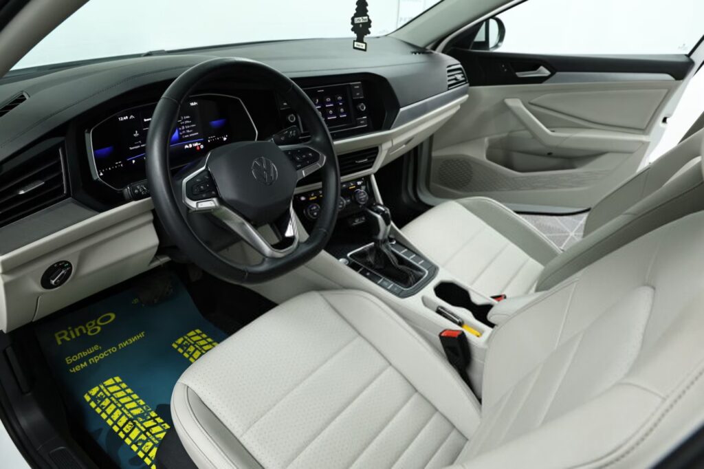Volkswagen Jetta VII · Рестайлинг