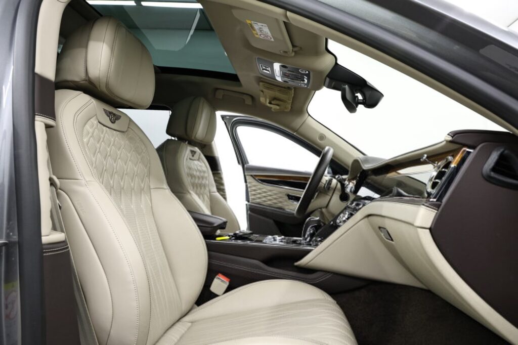 Bentley flying spur II