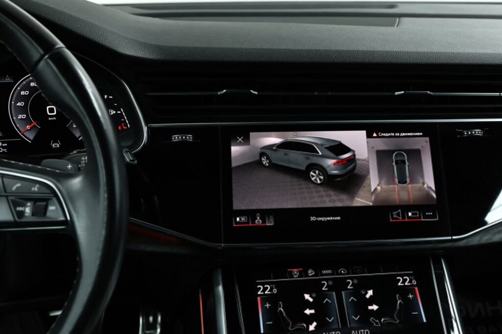 Audi Q8 I