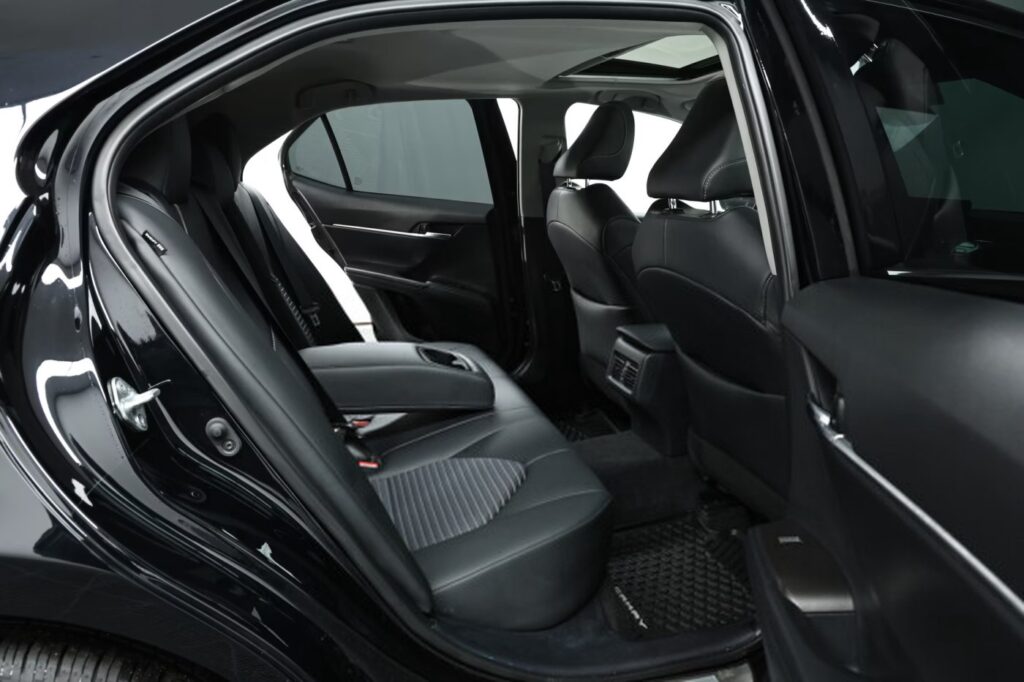 Toyota Camry XV70 · Рестайлинг