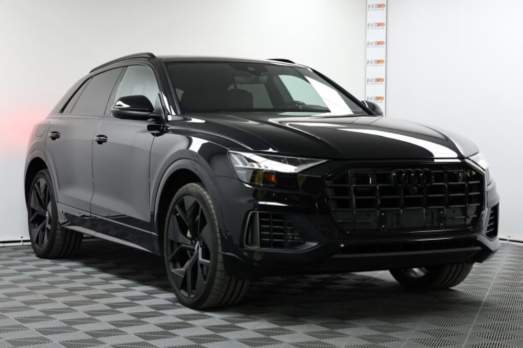 Audi Q8 I