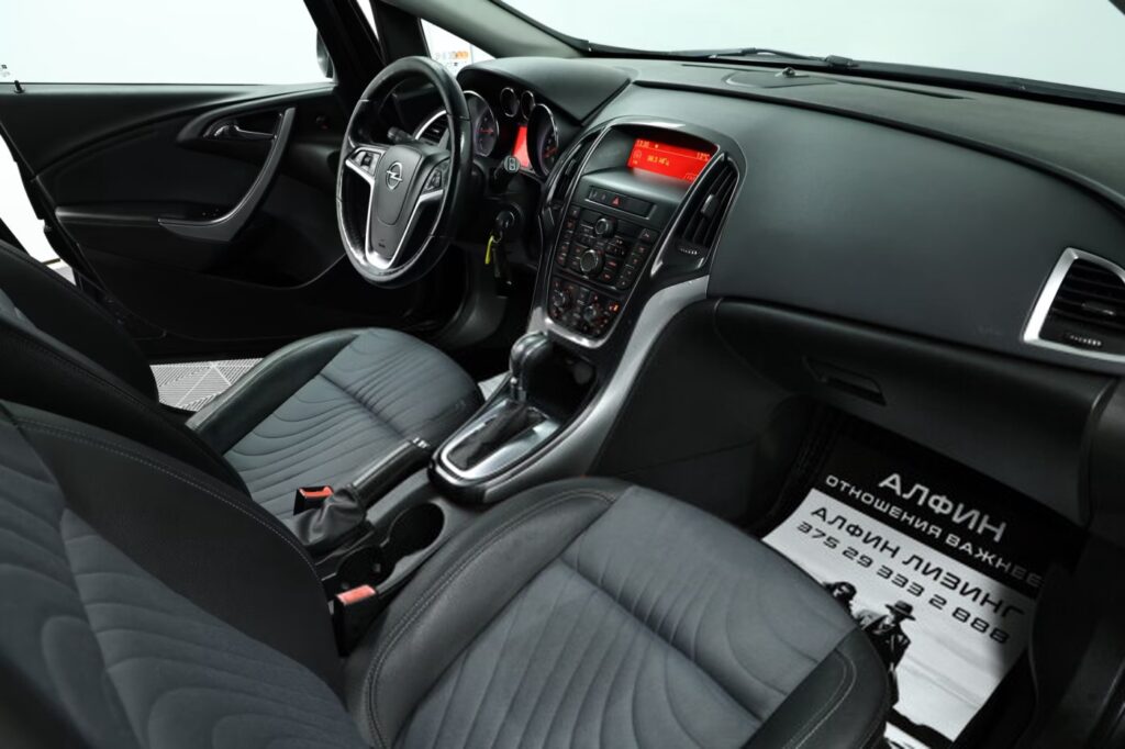 Opel Astra J · Рестайлинг