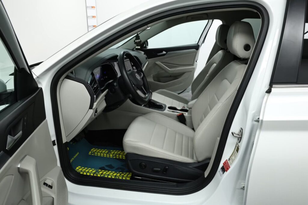 Volkswagen Jetta VII · Рестайлинг